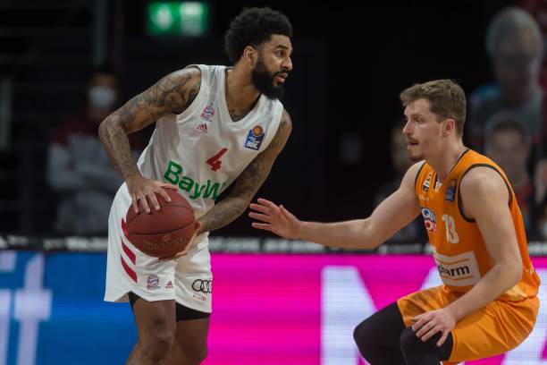 更是为了在 更是为了在