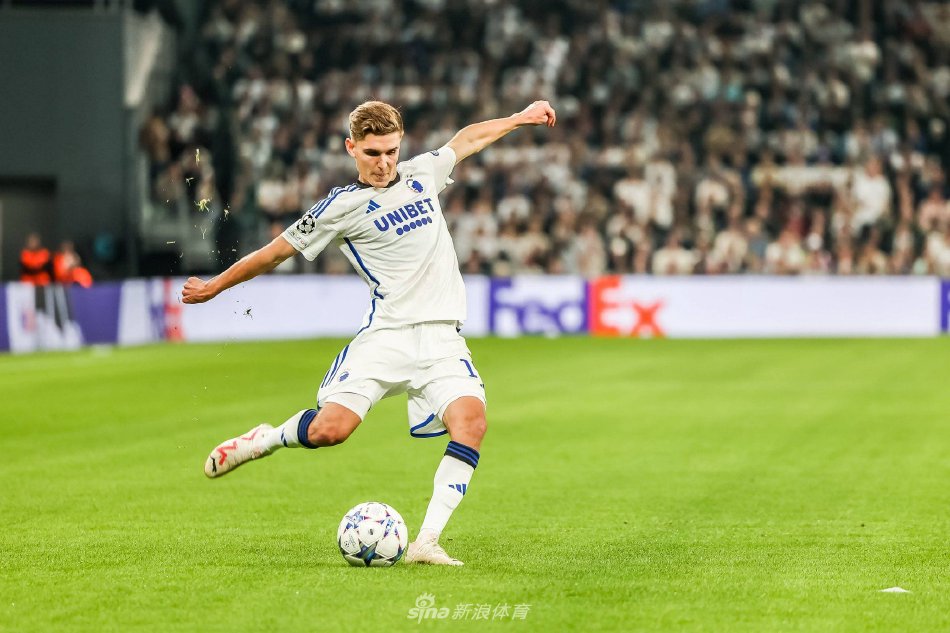 卡尔顿曾在 卡尔顿曾在